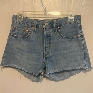 Levi Jean Shorts